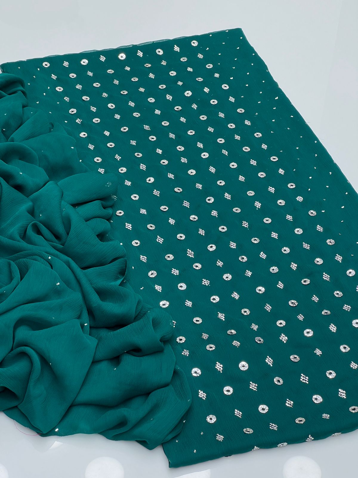 2PC Shafoon Muqesh Suit.