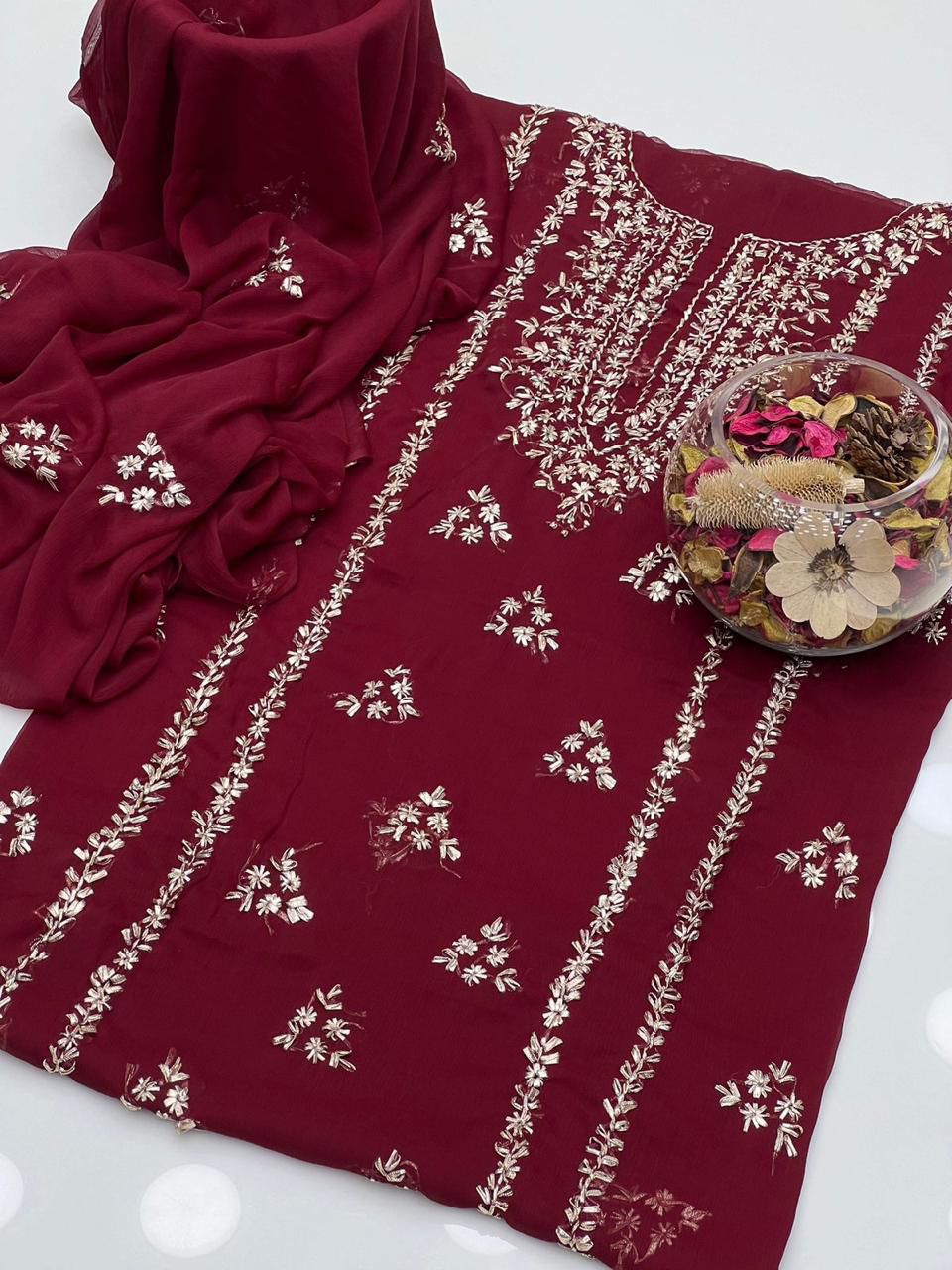 Shafoon Kurta Gotta 2pc Suit