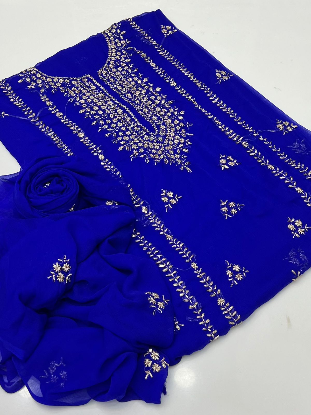 Shafoon Kurta Gotta 2pc Suit