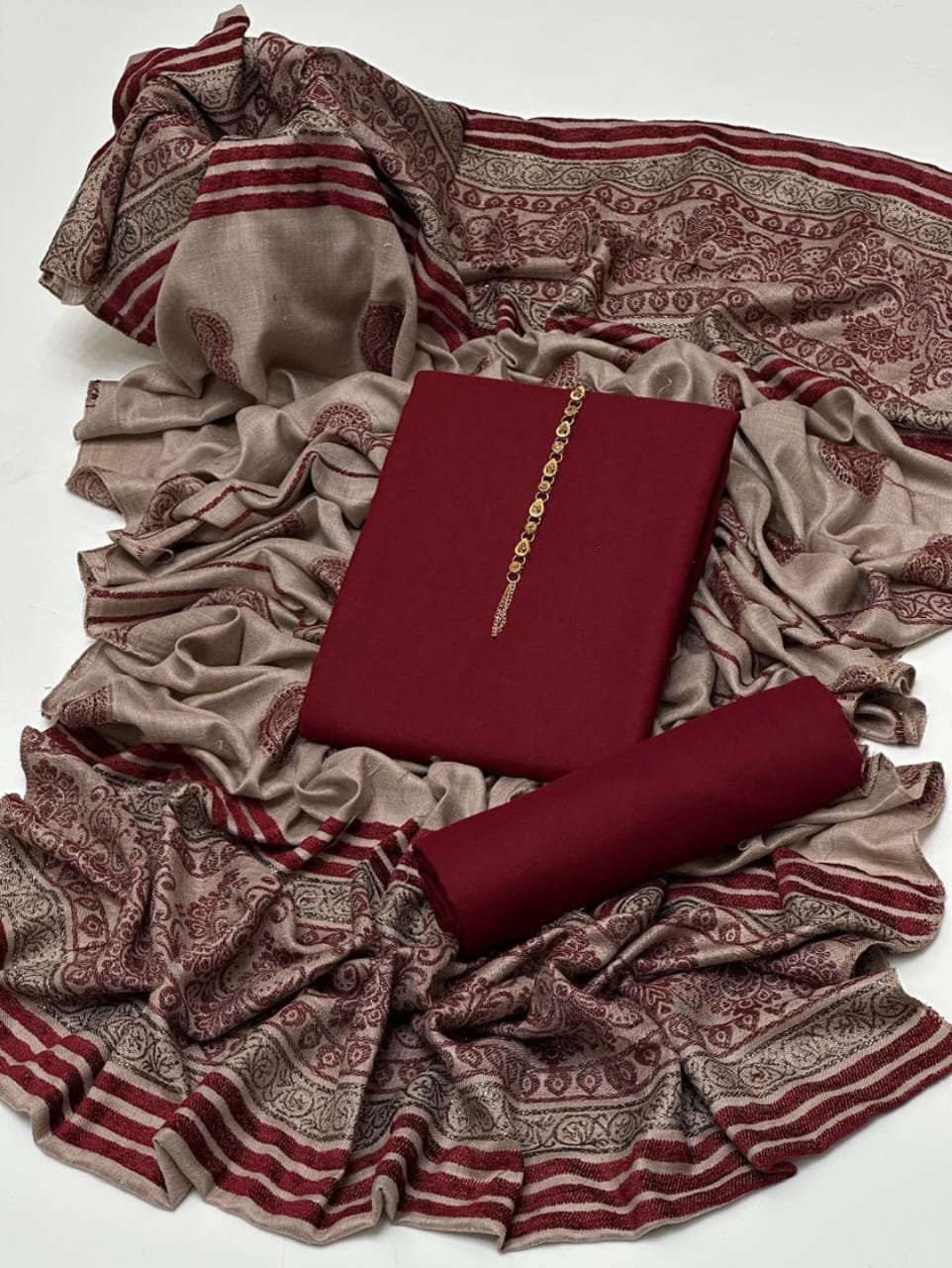 Marina Suit With Velvet Shawl