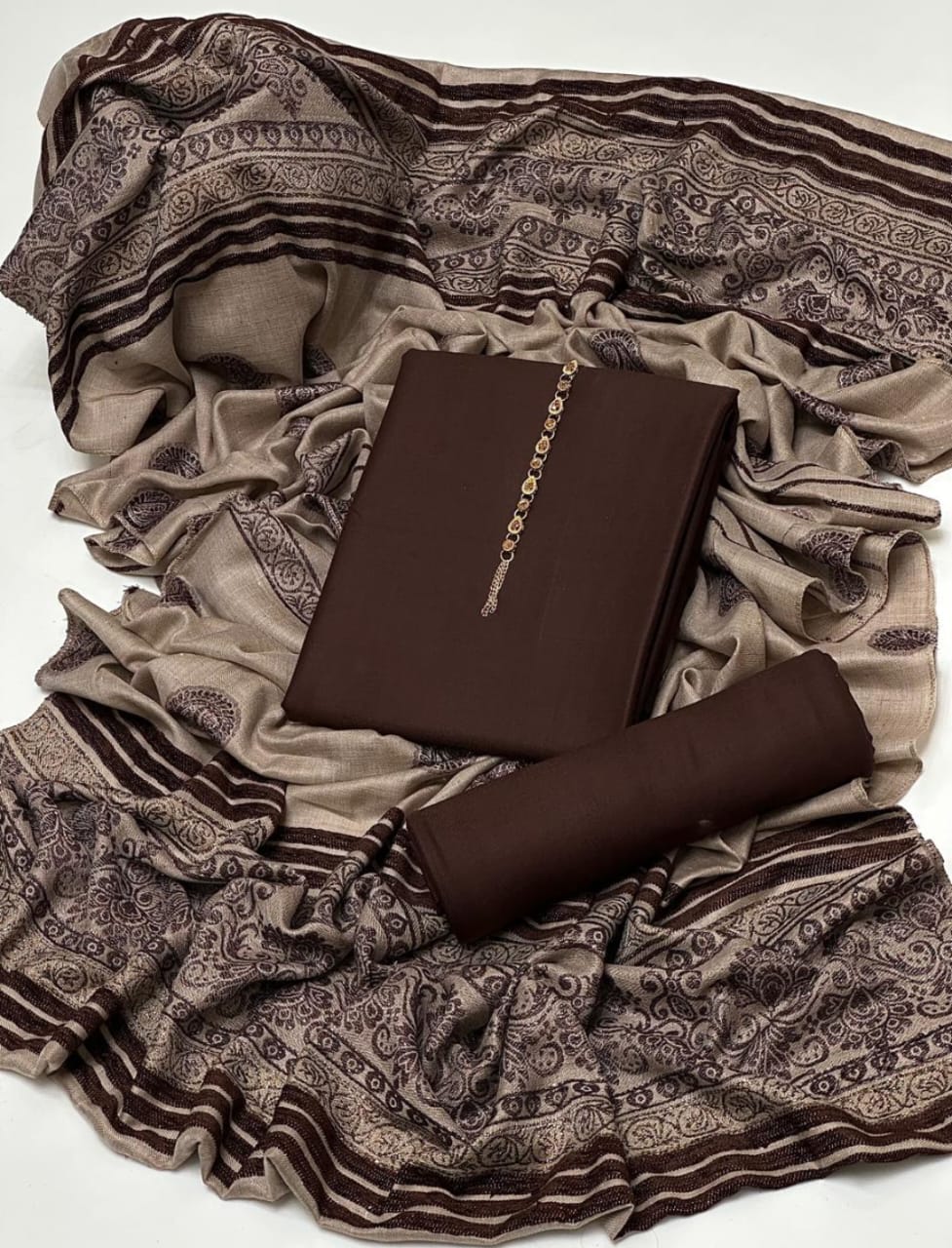 Marina Suit With Velvet Shawl