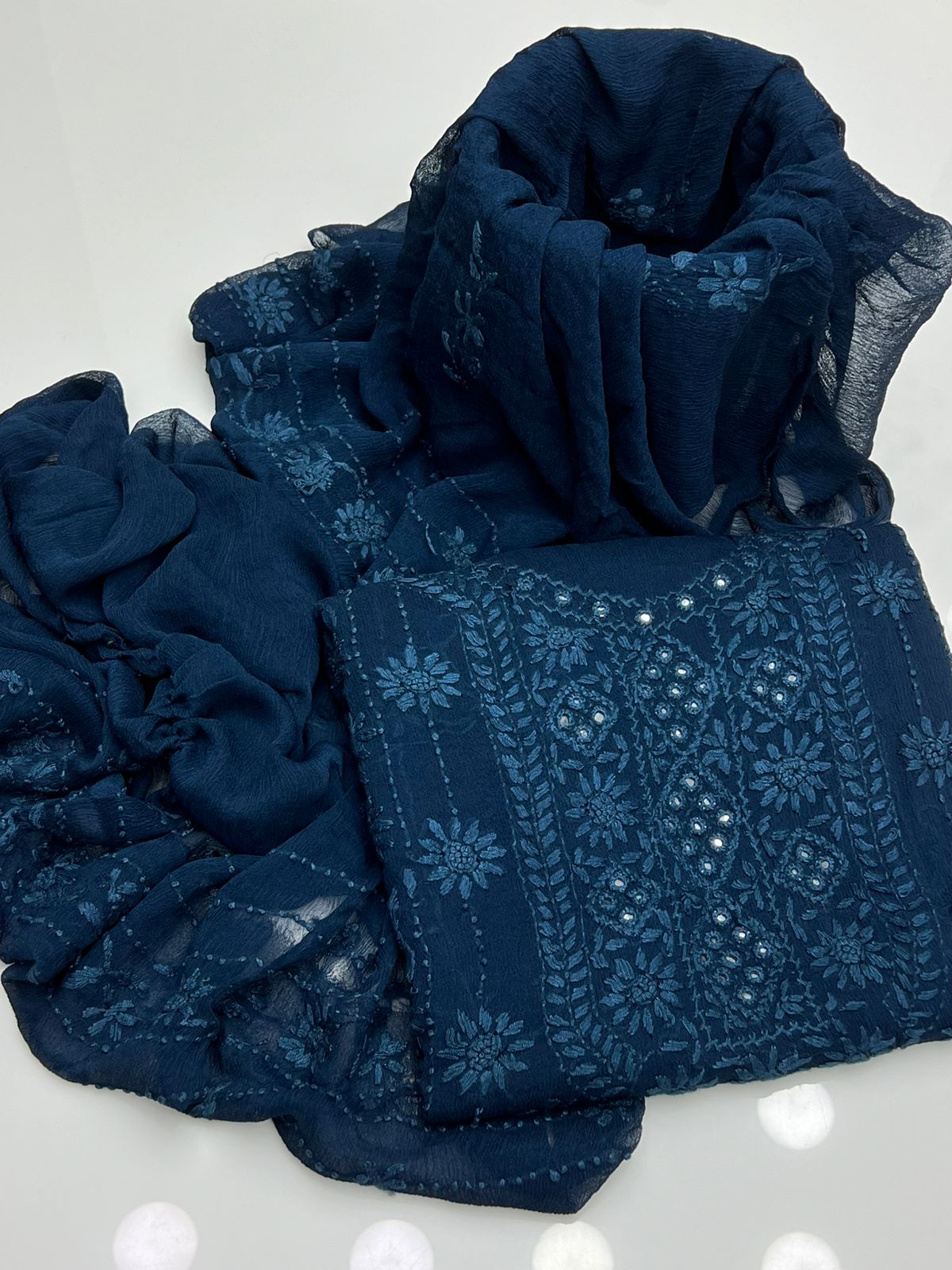 Pakka Tanka Embroidery with Mirror Work