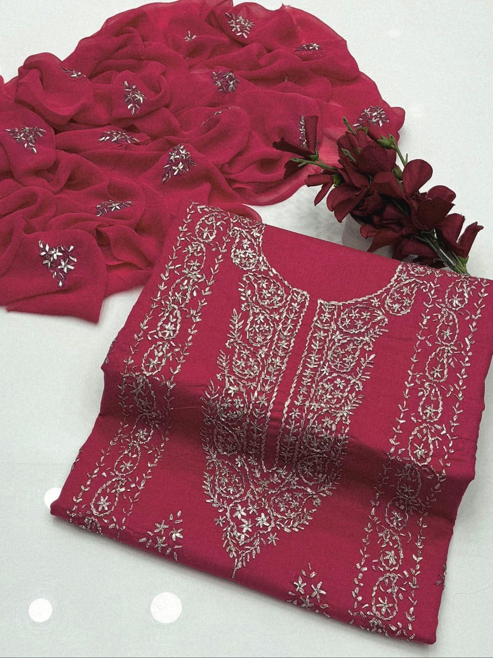 LAWN GOTTA SUIT SHAHI DESIGN