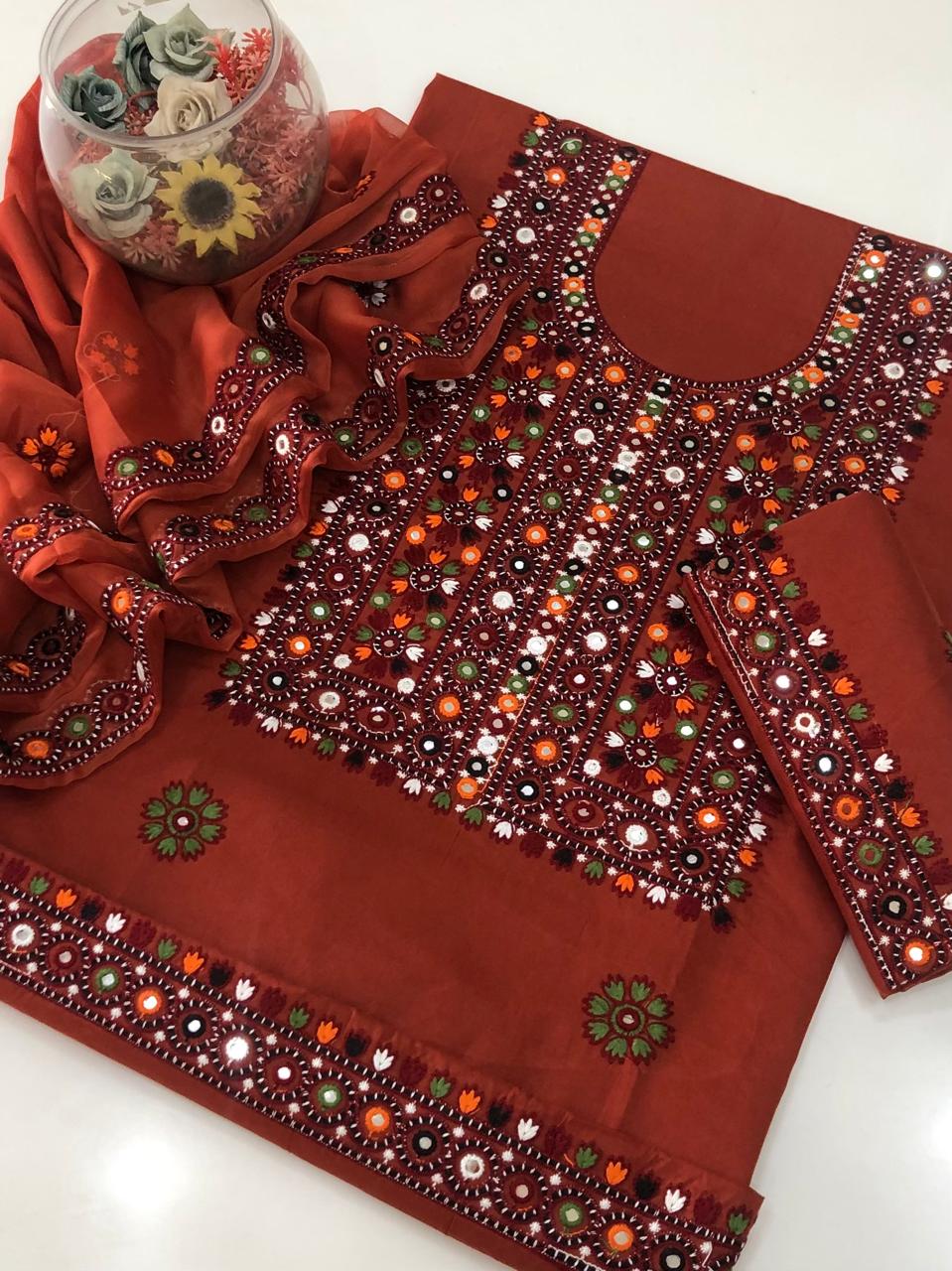 Lawn Balochi Gala 3PC Suit