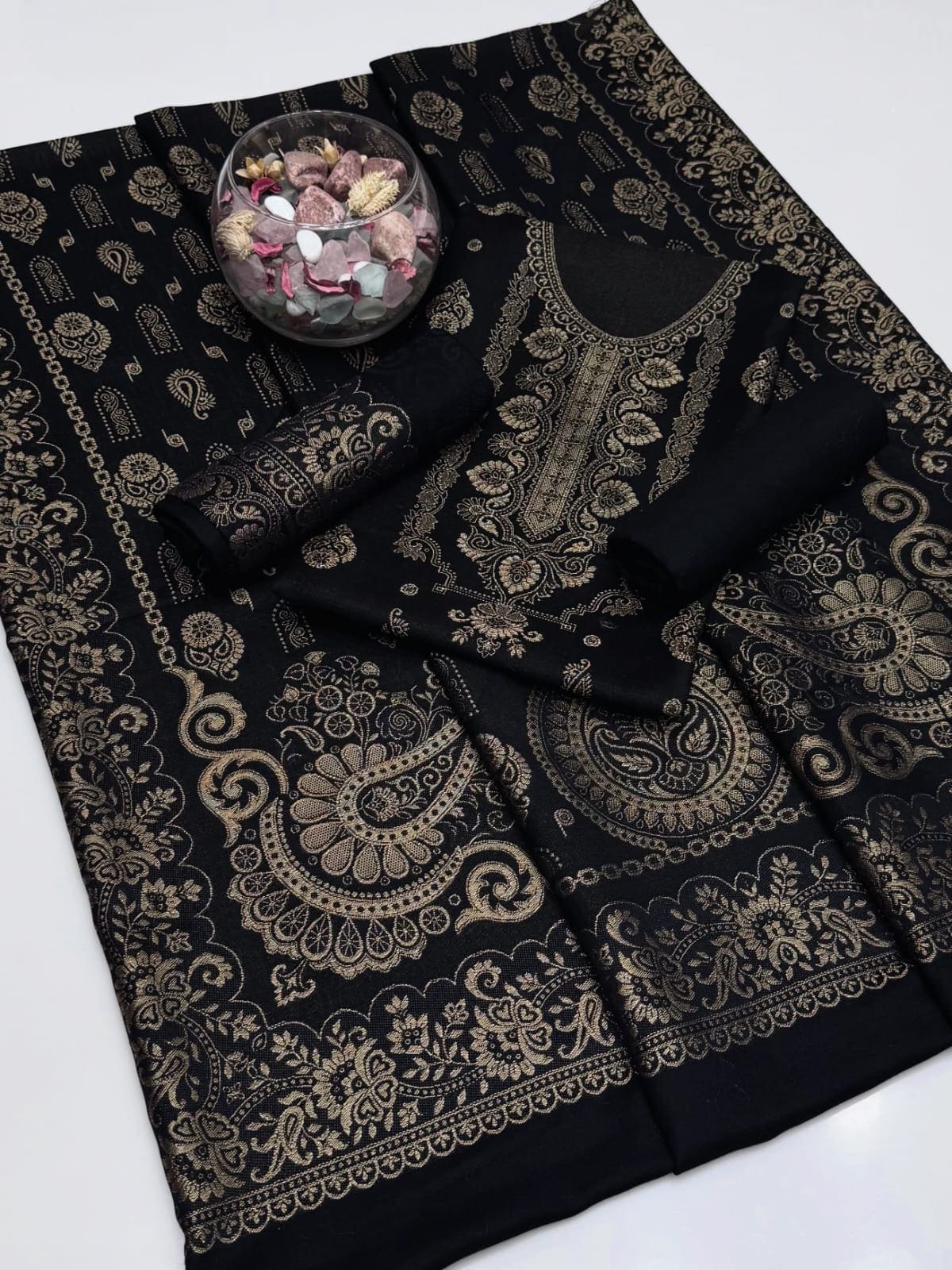 Pashmina Wool 3PC Suit.